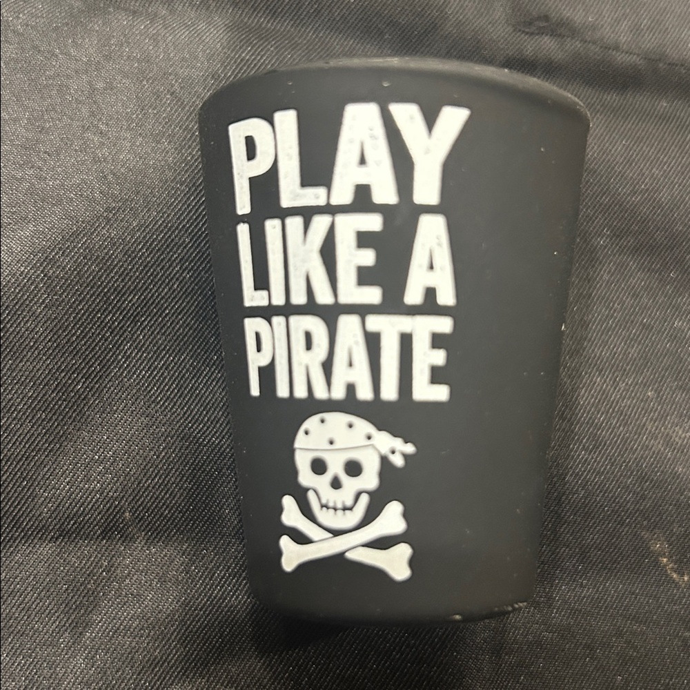 black pirate-themed shot glass play like a pirate theme skull & crossbones pic